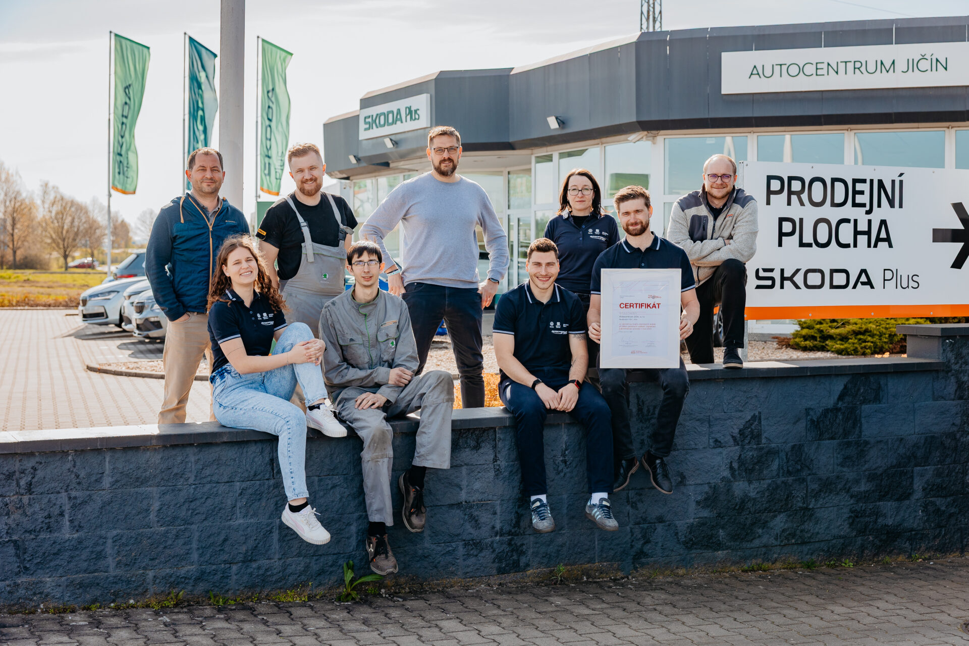 Ocenění TOP Autoservis pro AUTOCENTRUM Jičín: Prvotřídní oprava po nehodě bez starostí